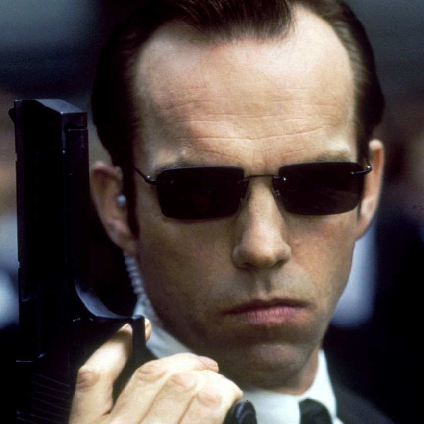 Hugo Weaving voiced the voice of Agent Smith, inspired by the deep tones of the directors.